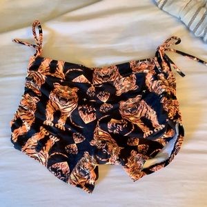 Shakti Hot Yoga Short